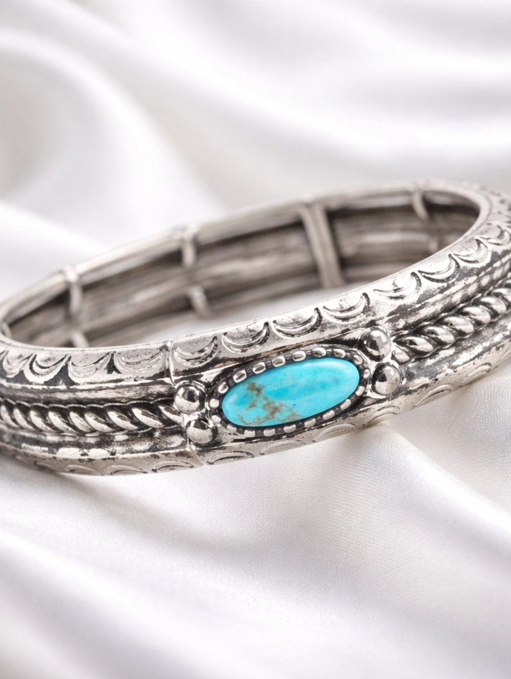 -New! Western Style Turquoise Stretch Bracelet